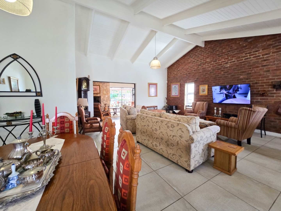 3 Bedroom Property for Sale in Stilbaai Wes Western Cape